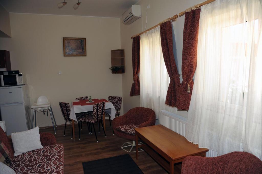 Arany Szolo Wellness Apartmanhaz Apartment Heviz Room photo